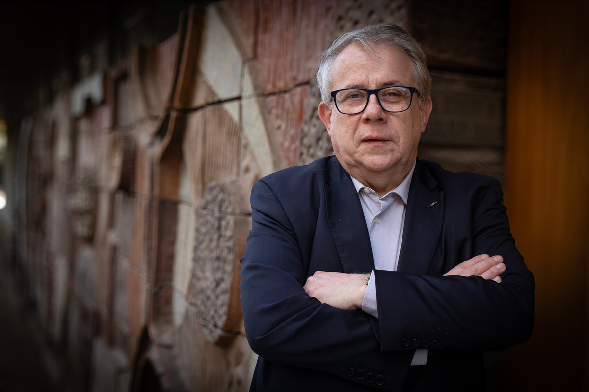 Jaume Padrós: “Ningú ens prepara psicològicament per a la professió”